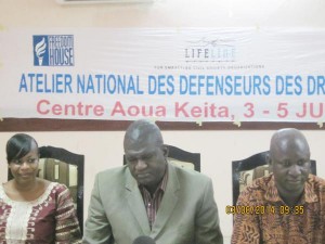 La crise Malienne et les droits Humains : les acteurs des droits de l’homme des régions du Mali se concertent