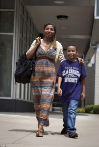 Surdoué, il entre à l’université à 11 ans et le devient le plus jeune étudiant au monde