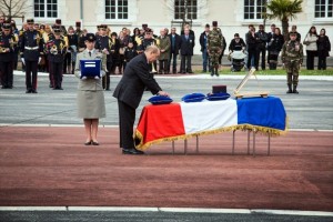 Guerre contre le terrorisme au Mali : La France relâche-t-elle le Mali au profit du MNLA ?