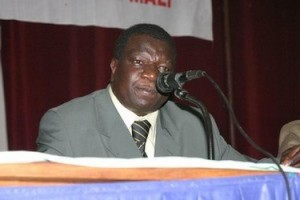 Visite d’Ibk en Guinée Conakry : Lorsque Dr Bocari Téréta se ridiculise
