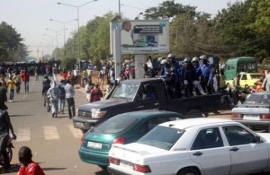 Deux policiers blessés lors d’une manifestation des pro-Sanogo à Kati