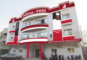 Des difficultés dans les efforts de refondation de l’ADEMA : – Les militants à la base contestent la légitimité des dirigeants – Le congrès ordinaire prévu pour le 26 mars reporté sine die