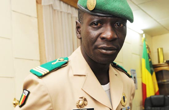 La justice délivre un mandat d’amener contre le général Sanogo