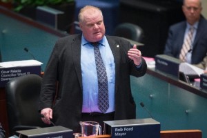 Toronto: Rob Ford reste maire mais sans pouvoirs exécutifs