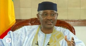 Accusé de haute trahison au Mali : Un mandat d’arrêt est lancé contre Amadou Toumani Touré