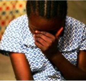 Il contraint sa fille de 13 ans, une très brillante élèveau, au mariage forcé : histoire émouvante d’un avenir brisé