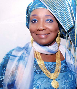 …la diva de la musique ivoirienne, aicha Koné : ‘’Je souhaite la Paix, le Pardon et la Réconciliation des cœurs et des esprits pour l’avenir de nos enfants et petits-enfants…’’