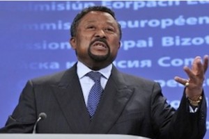 Gabon: pour le gouvernement, le passage de Jean Ping à l’opposition n’est pas une surprise