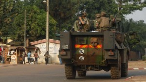 Centrafrique: les forces internationales se défendent de pouvoir tout faire