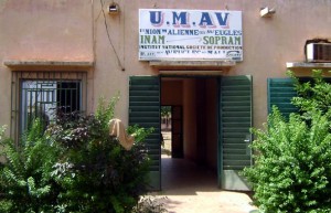 UMAV : Des craies d’une valeur de 50 Millions dorment dans le magasin
