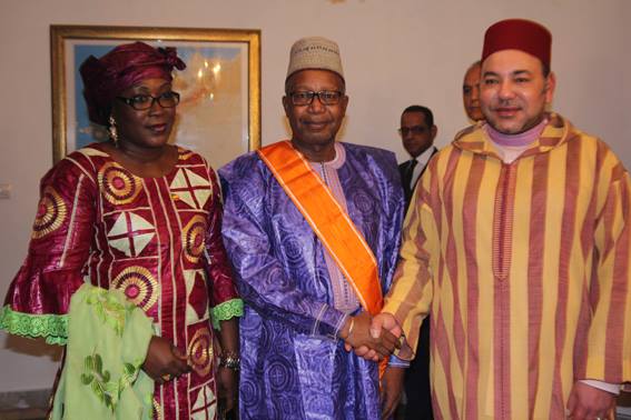 Toumani Djimé Diallo reçoit de Sa Majesté Mohammed VI la plus haute distinction marocaine après celle d’IBK