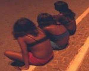 Ziguinchor – Trois jeunes filles en train de visionner un film porno renversées par un taxi