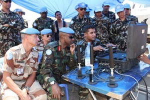 ONU: à quoi servent les casques bleus?