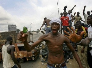 Centrafrique : Bangui paralysée par des barricades et des tirs sporadiques