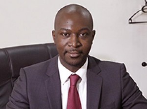 Le ministre de la communication : « Le Président n’a acquis aucun hélicoptère ni aucune Rolls Royce… Bientôt la Haute Autorité de la Communication pour contrôler, et sanctionner tout manquement à la déontologie »
