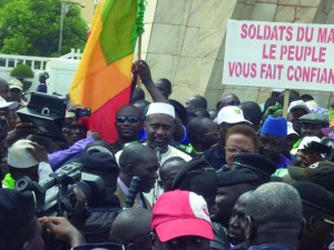 Sondage : Plus de 91% des maliens contre la démission de Moussa Mara