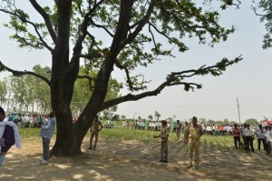 Inde: cinq suspects arrêtés pour viol et meurtre de deux adolescentes