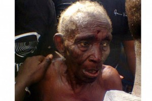 Nigeria : Une vielle dame de 80 ans accusée de sorcellerie échappe à un lynchage