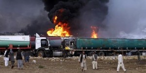 Les talibans incendient 200 camions-citernes en Afghanistan
